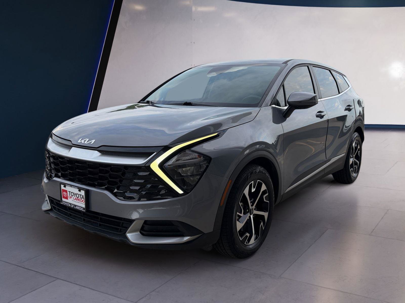 Used 2023 Kia Sportage EX image 1