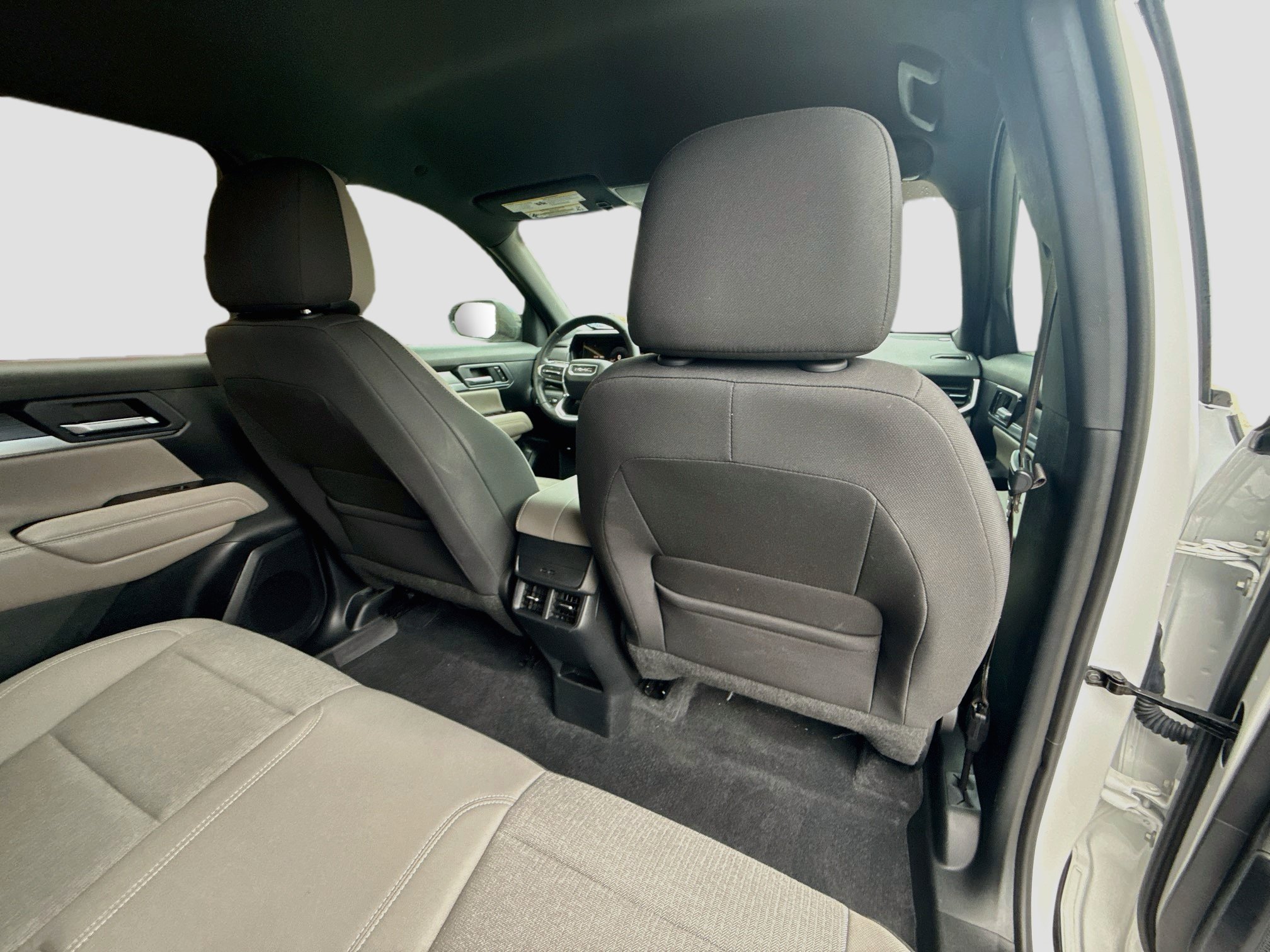 Used 2026 GMC Terrain Elevation w/ LPO, Floor Liner Package FWD image 27