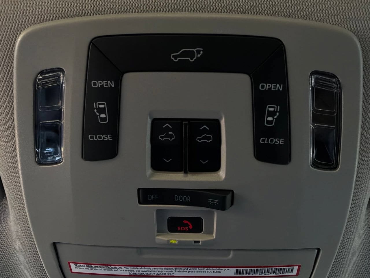 Used 2026 Toyota Sienna XLE FWD image 20