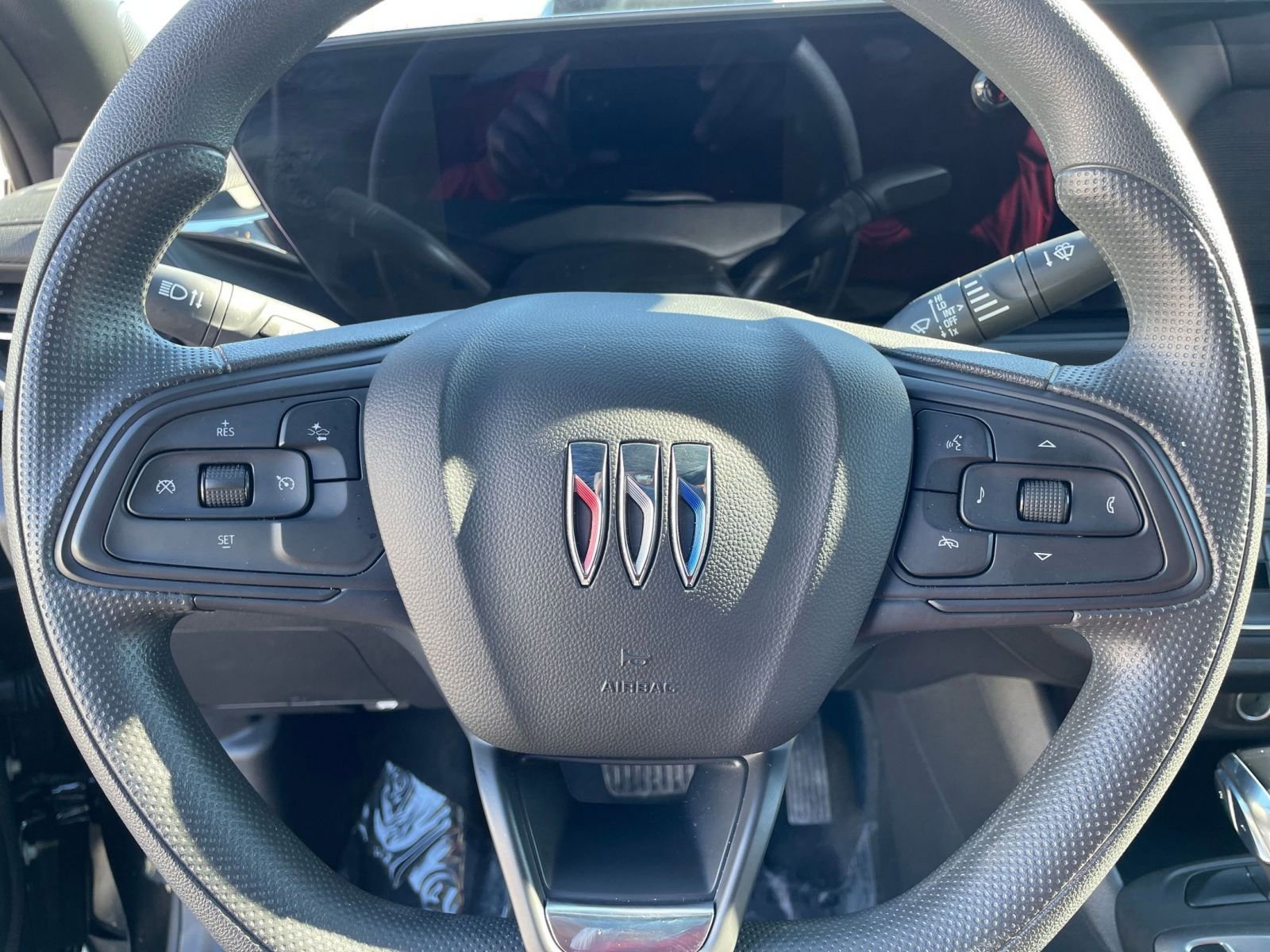 Used 2025 Buick Envista Preferred image 25