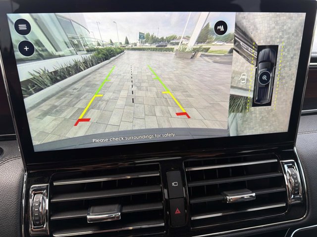 Certified 2023 Lincoln Navigator Reserve AWD/4WD image 32