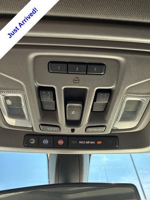 Used 2020 Chevrolet Silverado 1500 RST w/ Rally Edition AWD/4WD image 19