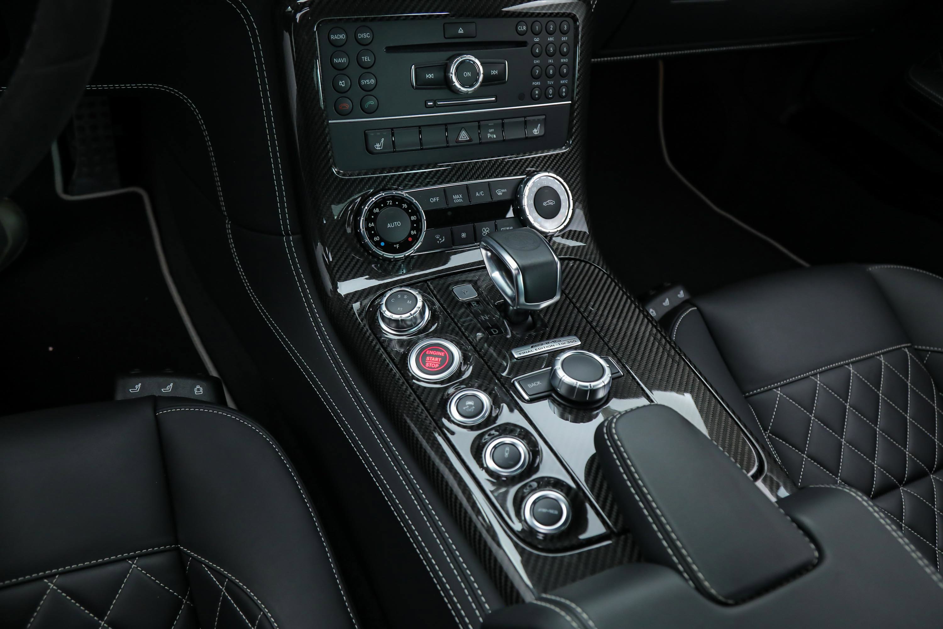 Used 2015 Mercedes-Benz SLS AMG GT Final Edition image 34