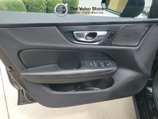 Used 2025 Volvo S60 B5 Plus FWD image 9