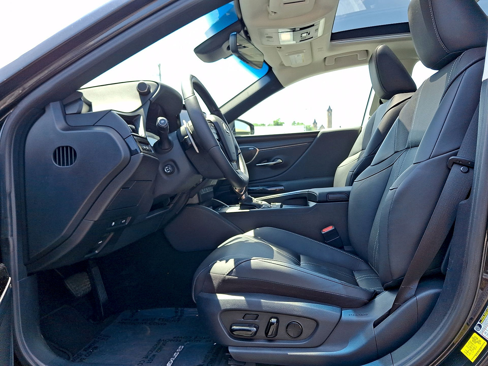 Used 2024 Lexus ES 350 w/ Accessory Package (Z1) FWD image 11