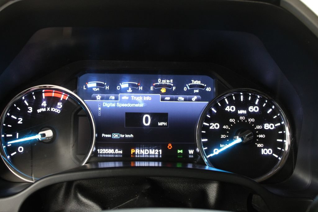 Used 2019 Ford F250 Lariat w/ Lariat Ultimate Package AWD/4WD image 42