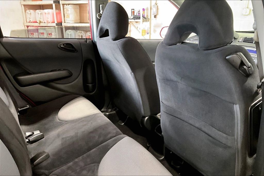 Used 2007 Honda Fit Sport image 28