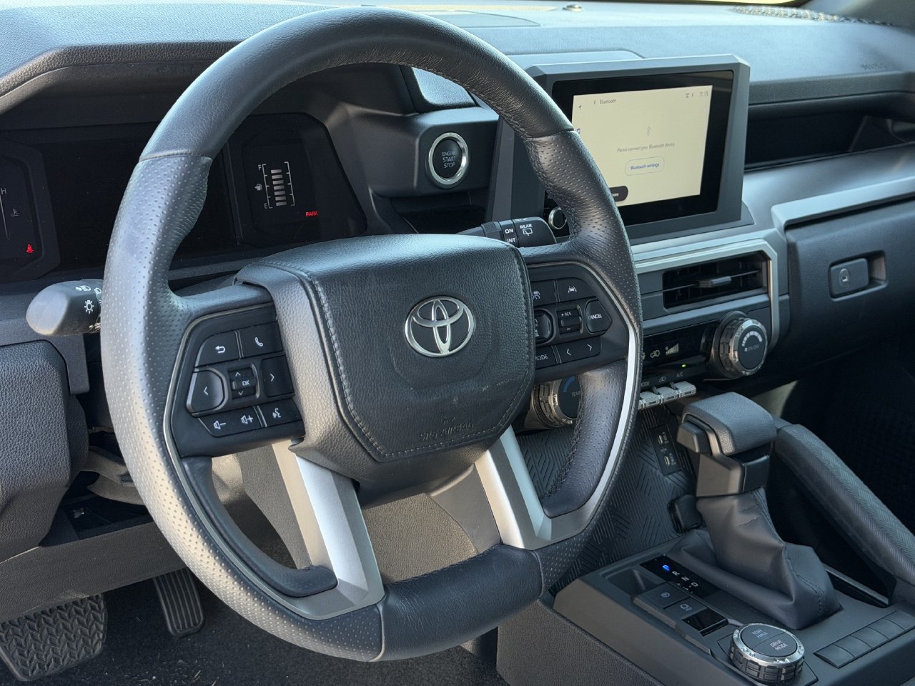 Used 2025 Toyota 4Runner SR5 RWD image 11