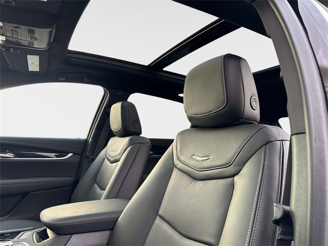 New 2026 Cadillac XT5 Premium Luxury w/ Driver Assist Package image 17