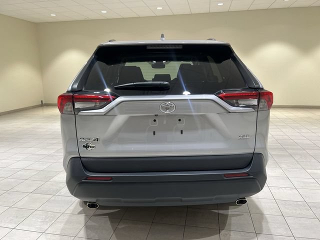 Used 2023 Toyota RAV4 XLE w/ Convenience Package FWD image 4