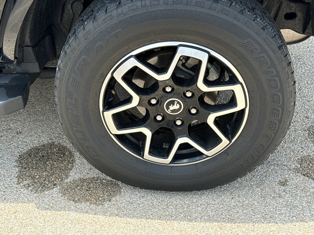 Used 2022 Ford Bronco Outer Banks AWD/4WD image 9