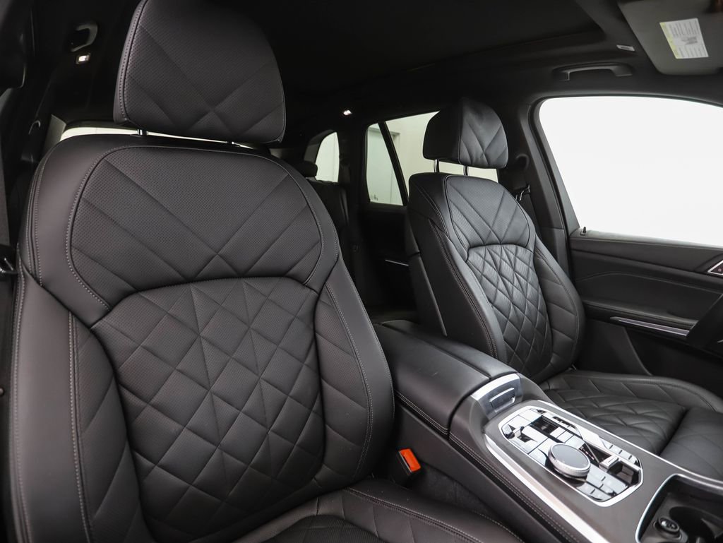 Certified 2024 BMW X5 xDrive50e image 32