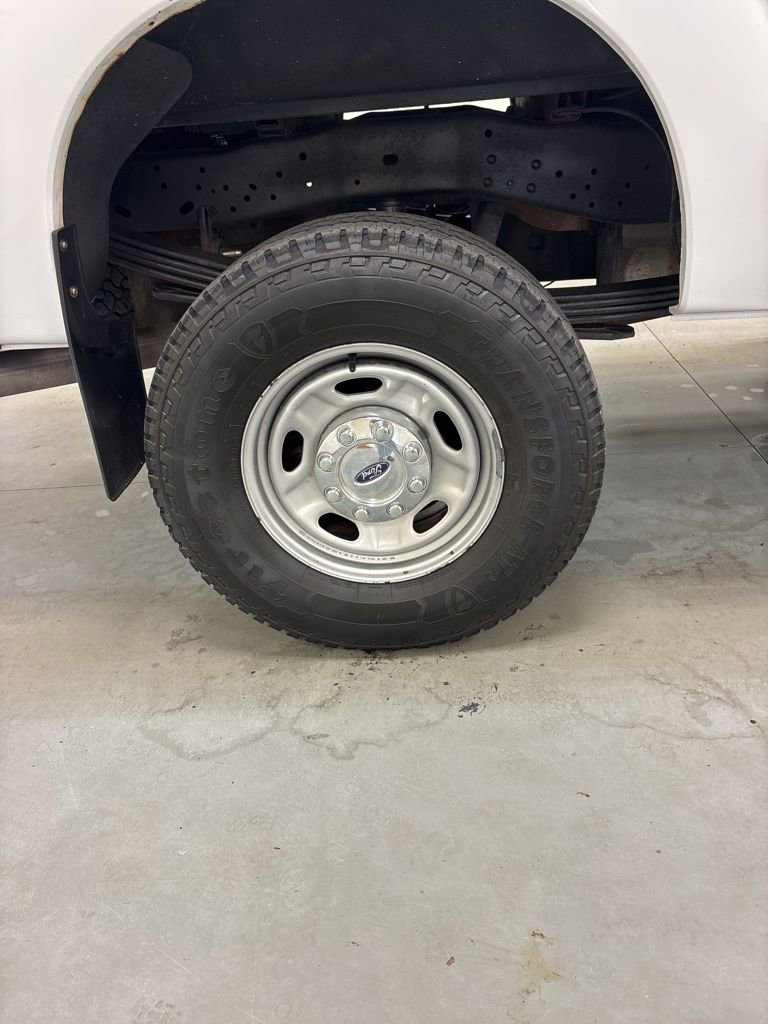 Used 2015 Ford F250 XL w/ XL Value Package AWD/4WD image 27