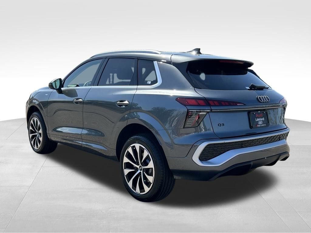 New 2026 Audi Q3 quattro 2.0T image 3