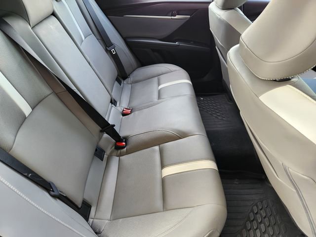 Used 2025 Toyota Camry SE w/ Convenience Package image 31