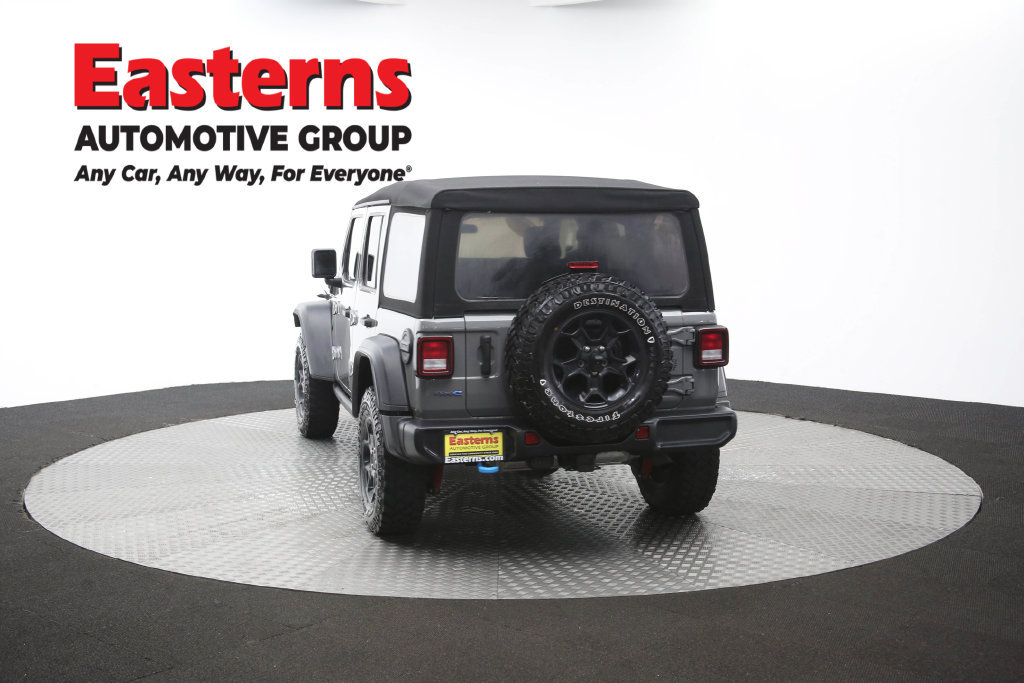 Used 2023 Jeep Wrangler Unlimited w/ Cold Weather Group AWD/4WD image 40
