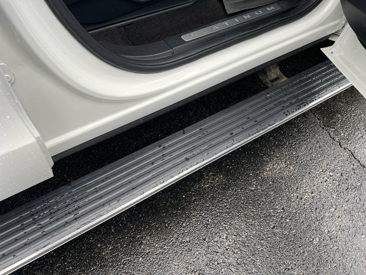 Used 2020 Ford Expedition Platinum image 36