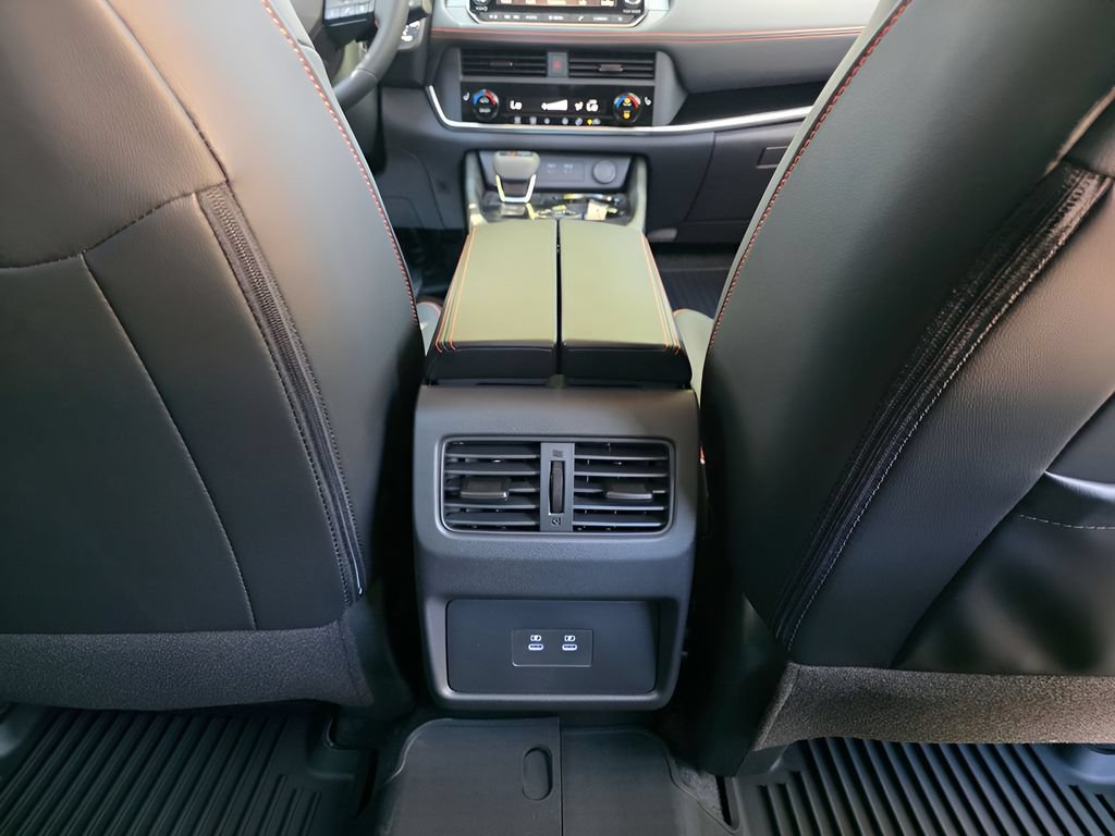 New 2026 Nissan Rogue SV AWD/4WD image 9