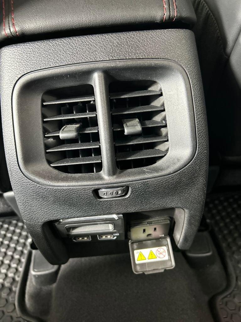 Used 2020 Jeep Cherokee Trailhawk image 29