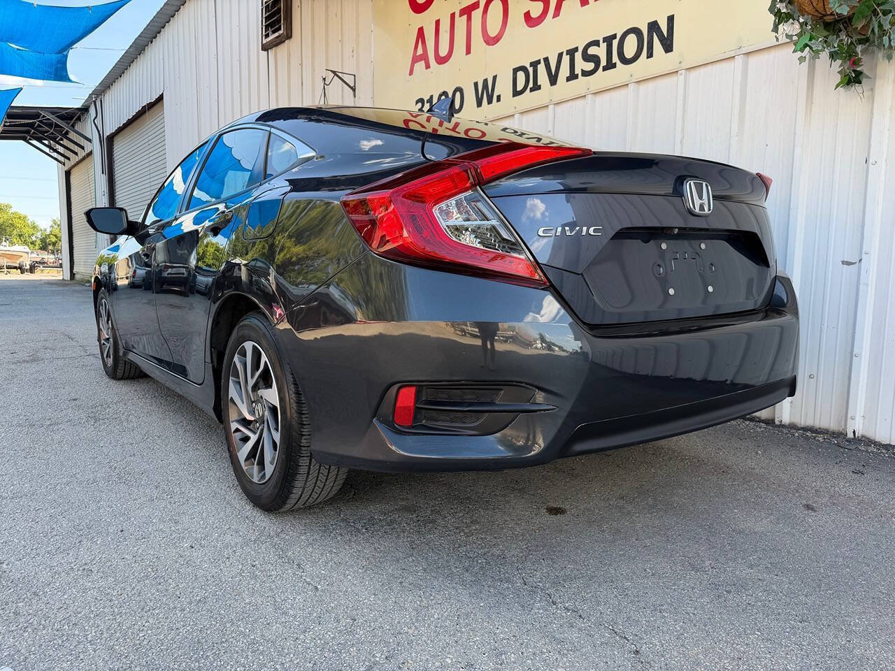 Used 2018 Honda Civic EX image 11