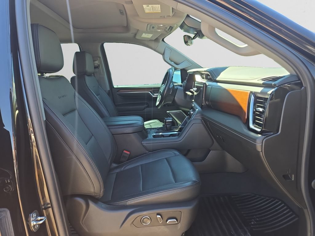 Used 2024 GMC Sierra 1500 Denali AWD/4WD image 17