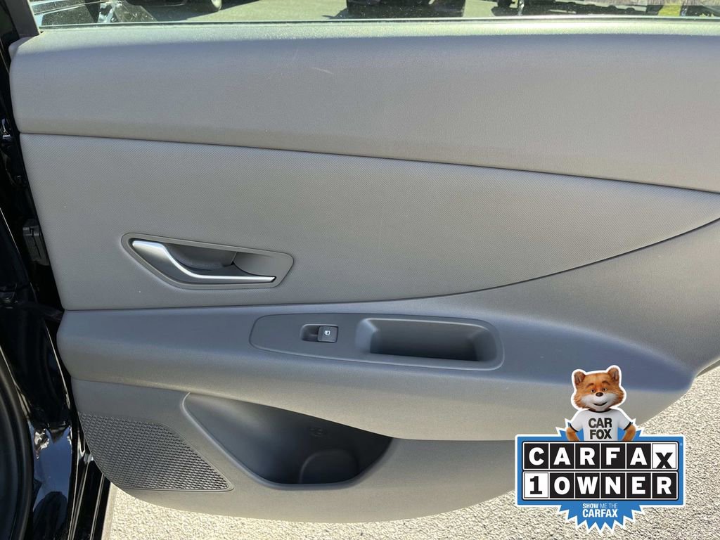 Used 2024 Hyundai Elantra SEL w/ Convenience Package image 19