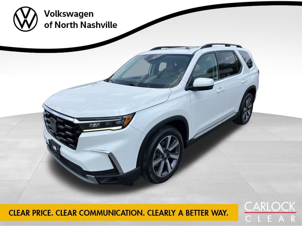 Used 2023 Honda Pilot Touring image 1