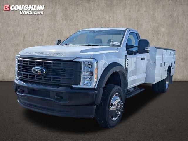 New 2026 Ford F550 2WD Regular Cab Super Duty image 3