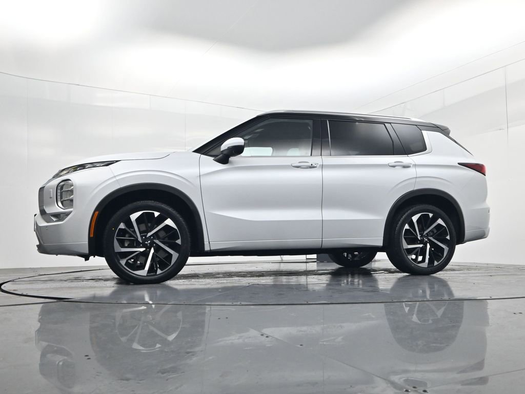 Used 2023 Mitsubishi Outlander SEL 40th Anniversary image 38