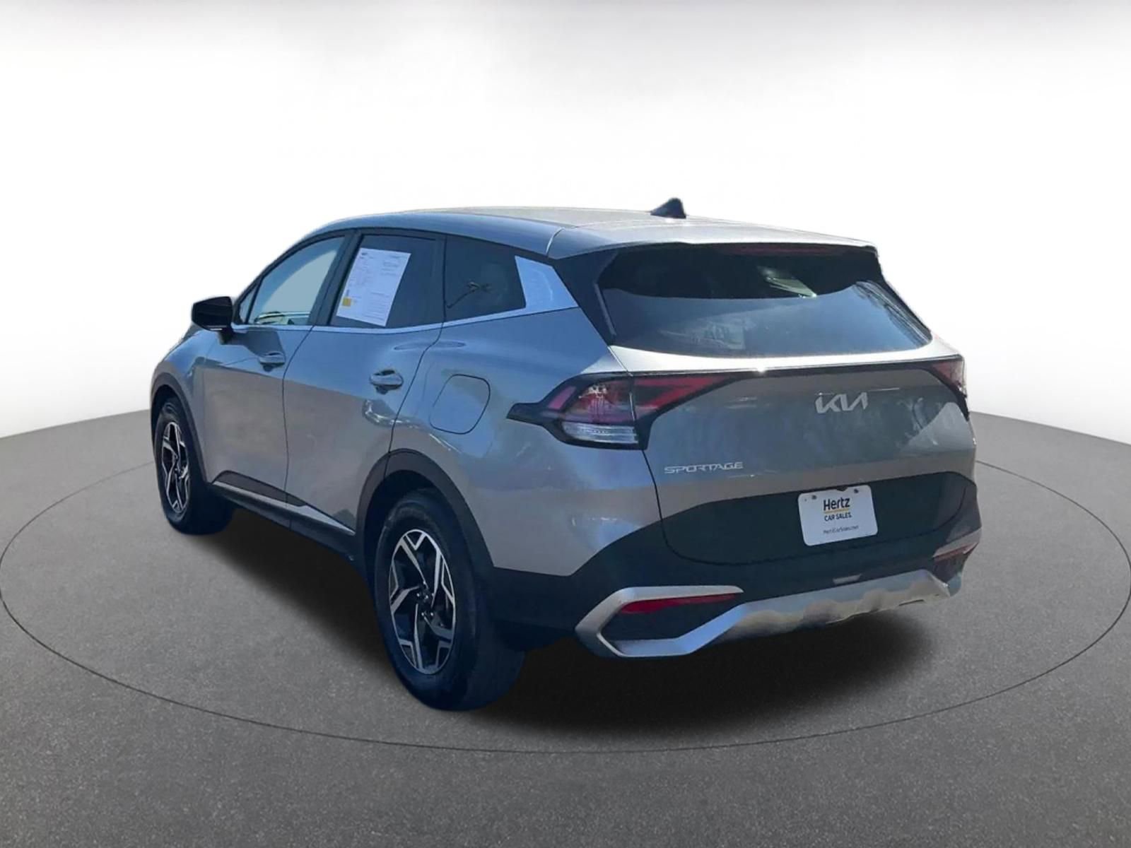 Used 2025 Kia Sportage LX image 10