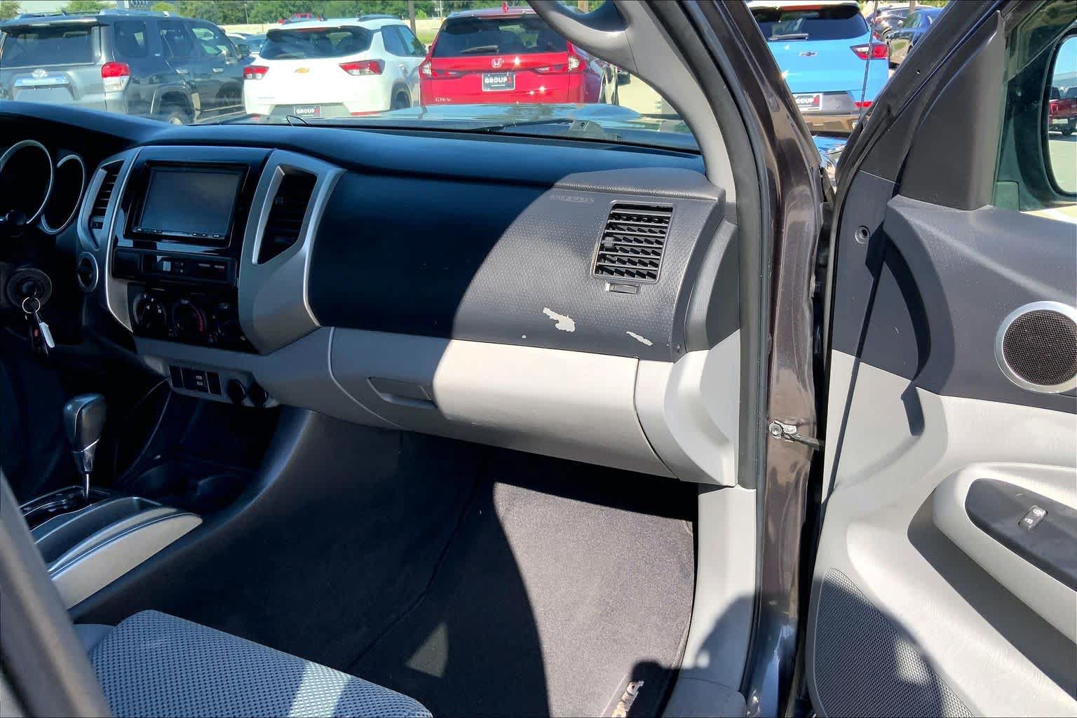 Used 2013 Toyota Tacoma 4x4 Double Cab w/ TRD Sport Pkg image 18
