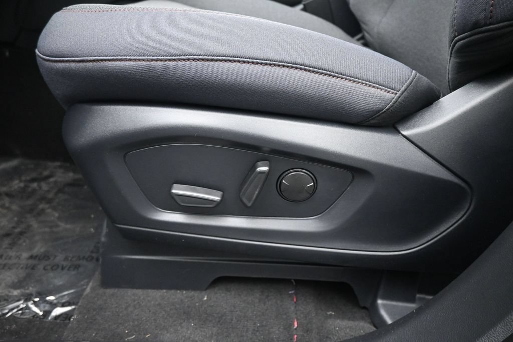 New 2026 Ford Explorer Active RWD image 10