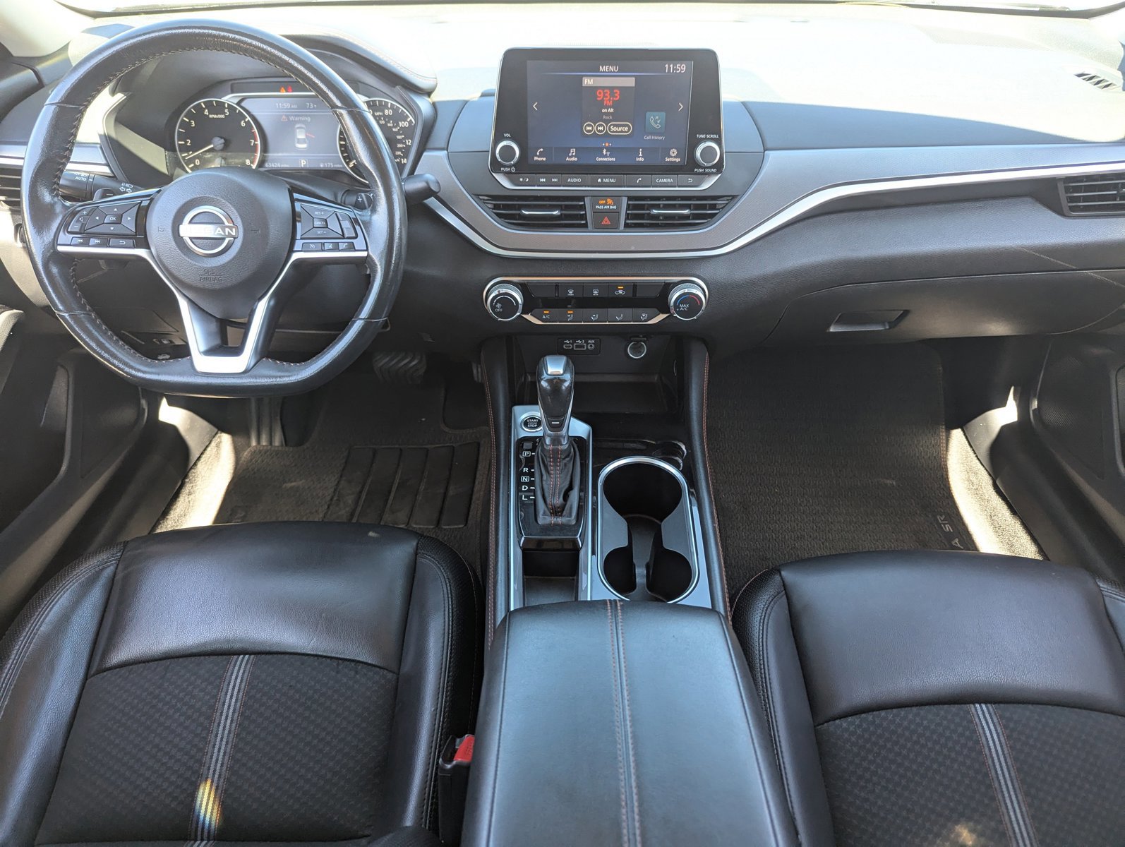 Used 2023 Nissan Altima 2.5 SR image 14