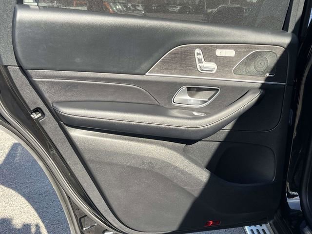 Used 2022 Mercedes-Benz GLS 450 4MATIC image 18