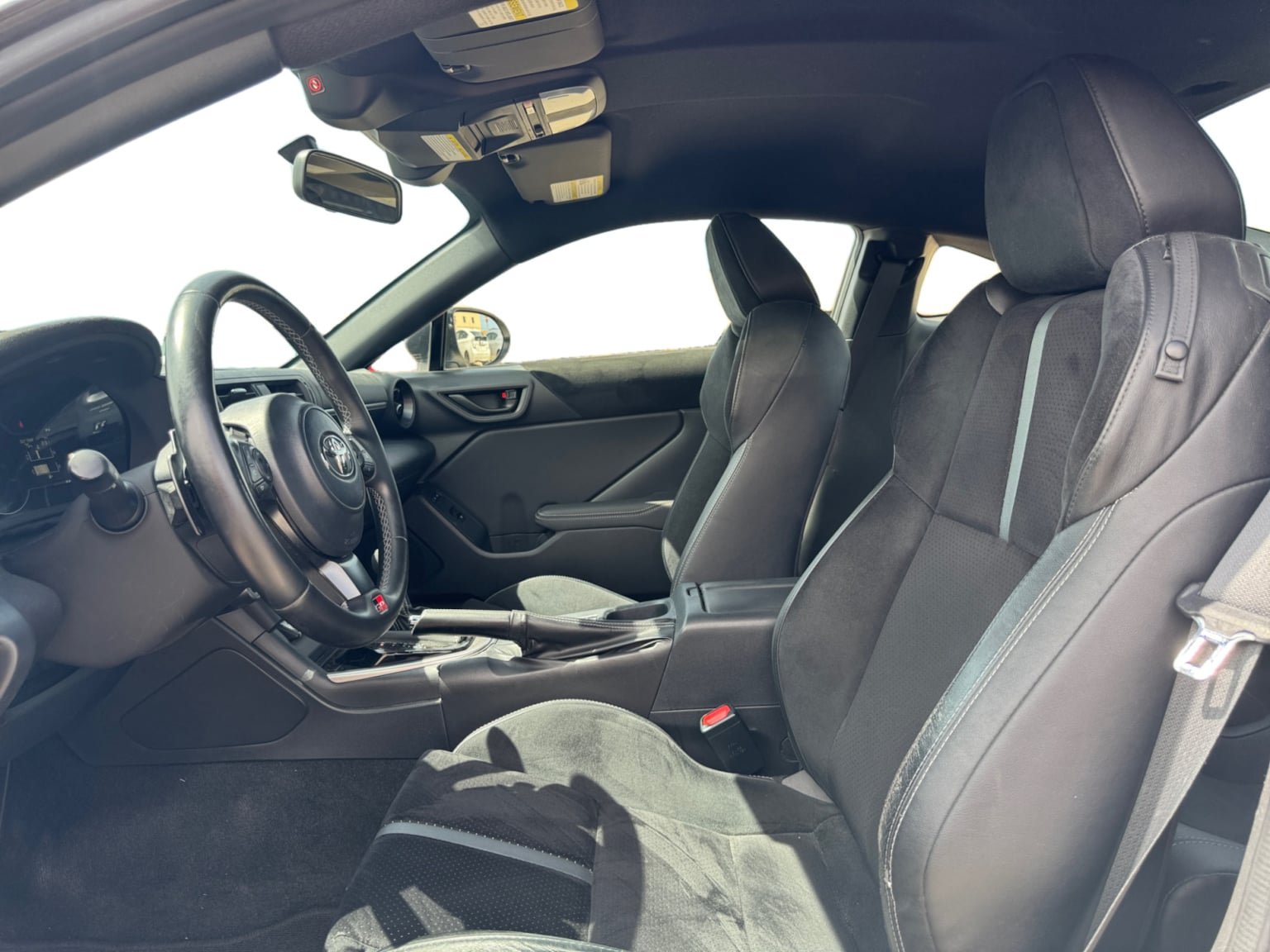 Used 2022 Toyota GR86 Premium RWD image 10
