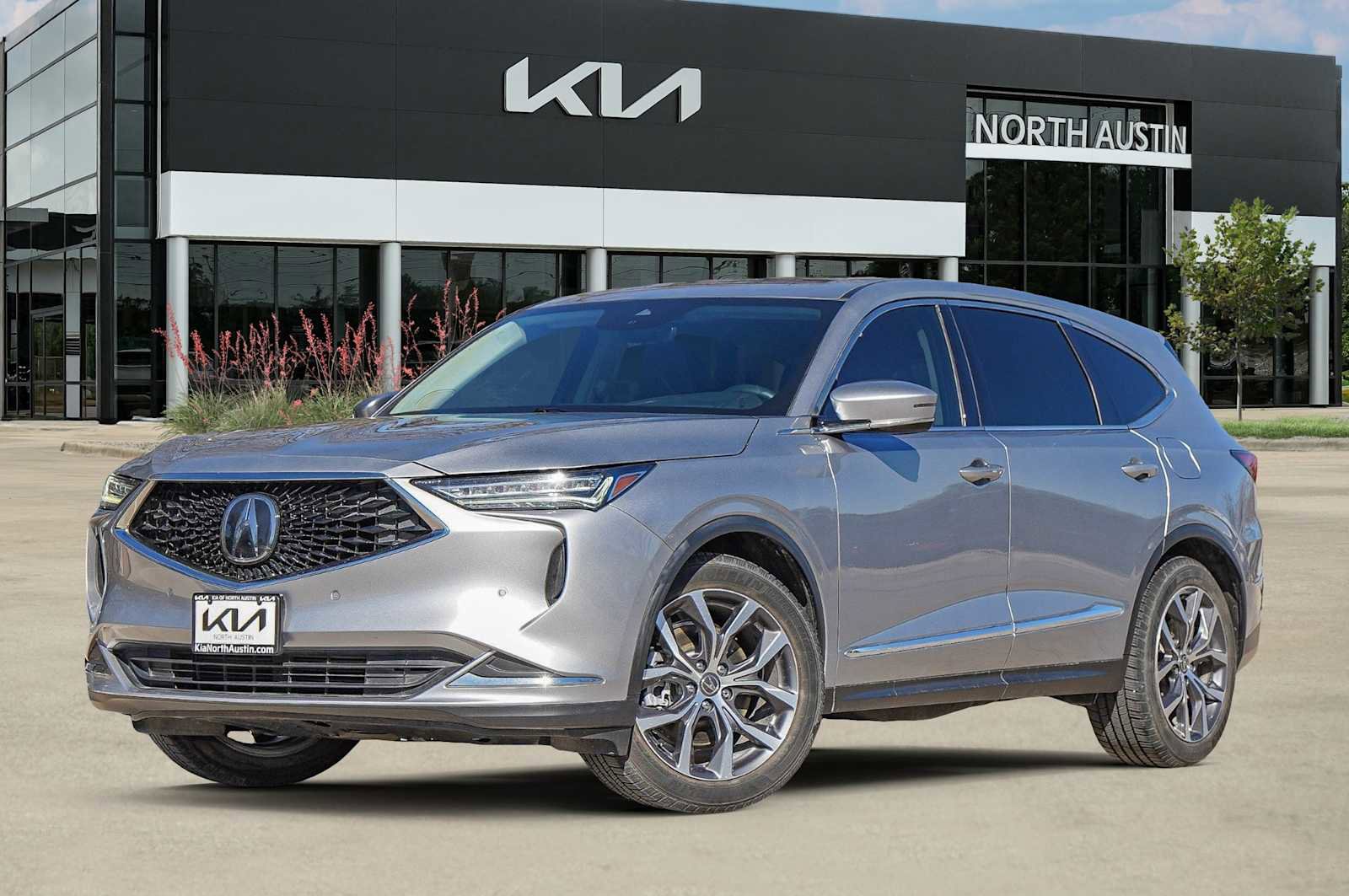 Used 2022 Acura MDX FWD w/ Technology Package image 1