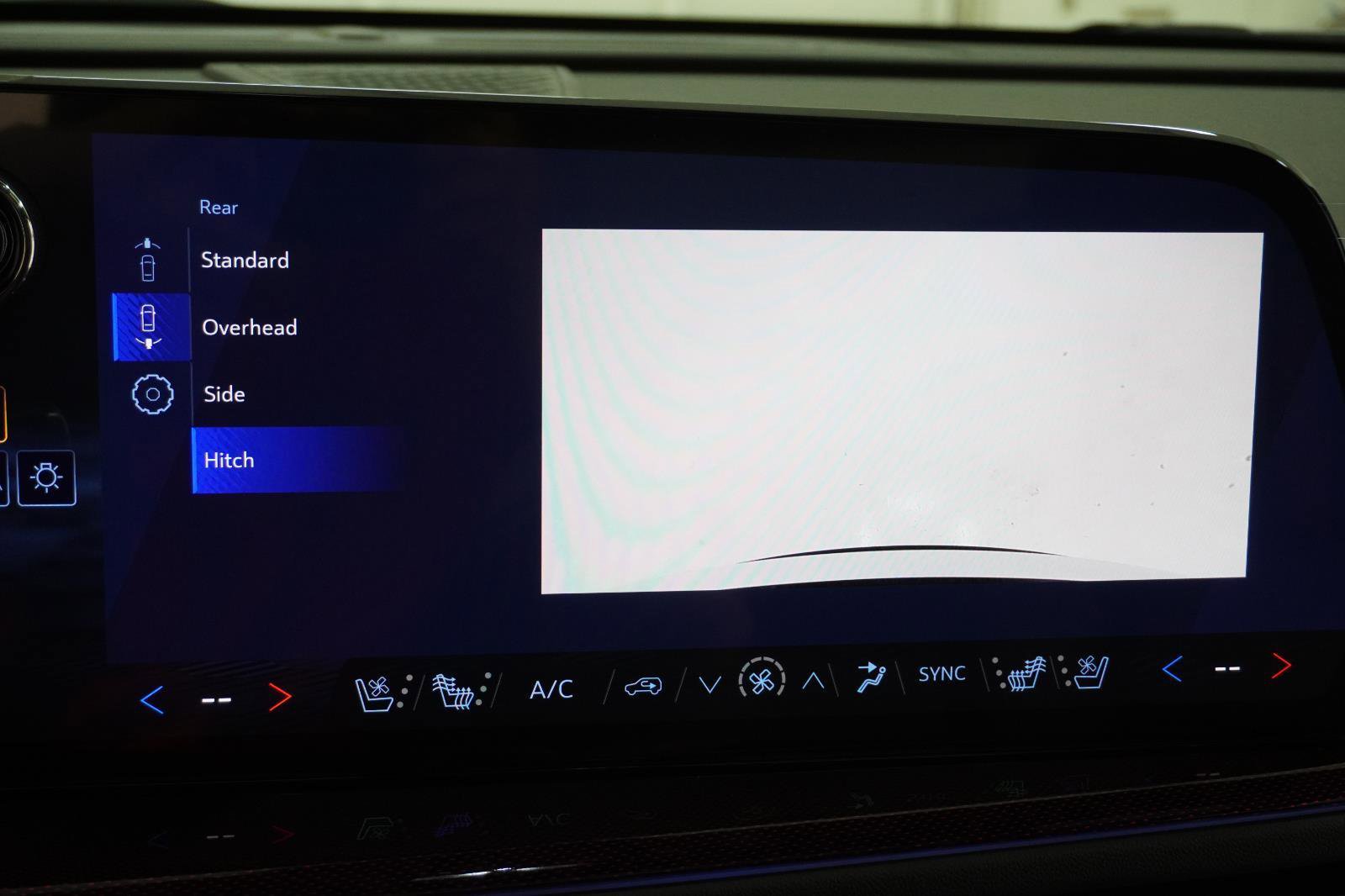 New 2026 Chevrolet Traverse RS w/ LPO, Floor Liner Package image 33