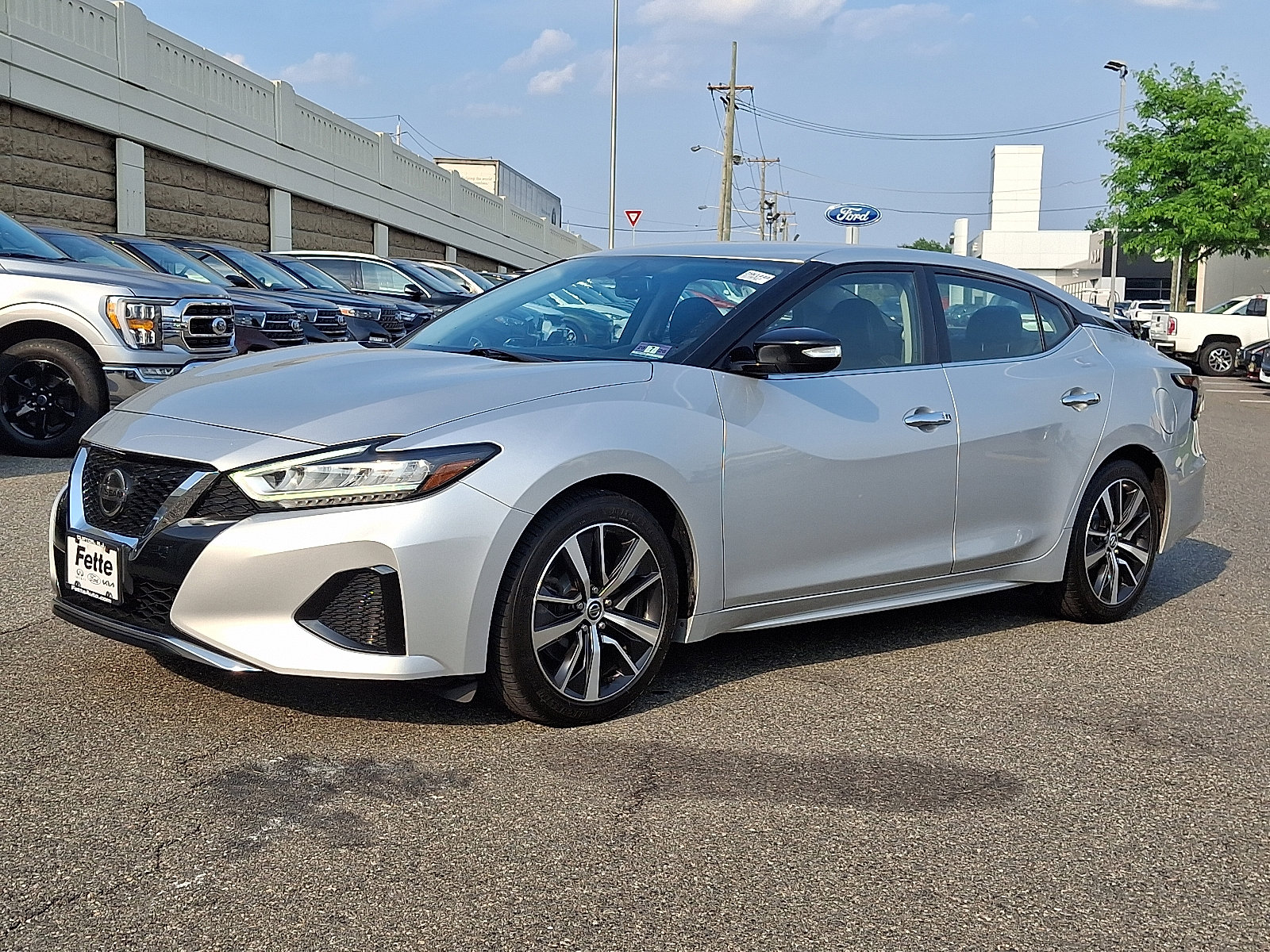Used 2019 Nissan Maxima 3.5 SV w/ Floor Mat Group FWD image 1