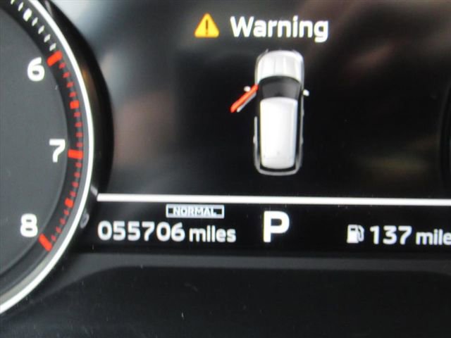 Used 2022 Mitsubishi Outlander SE image 27