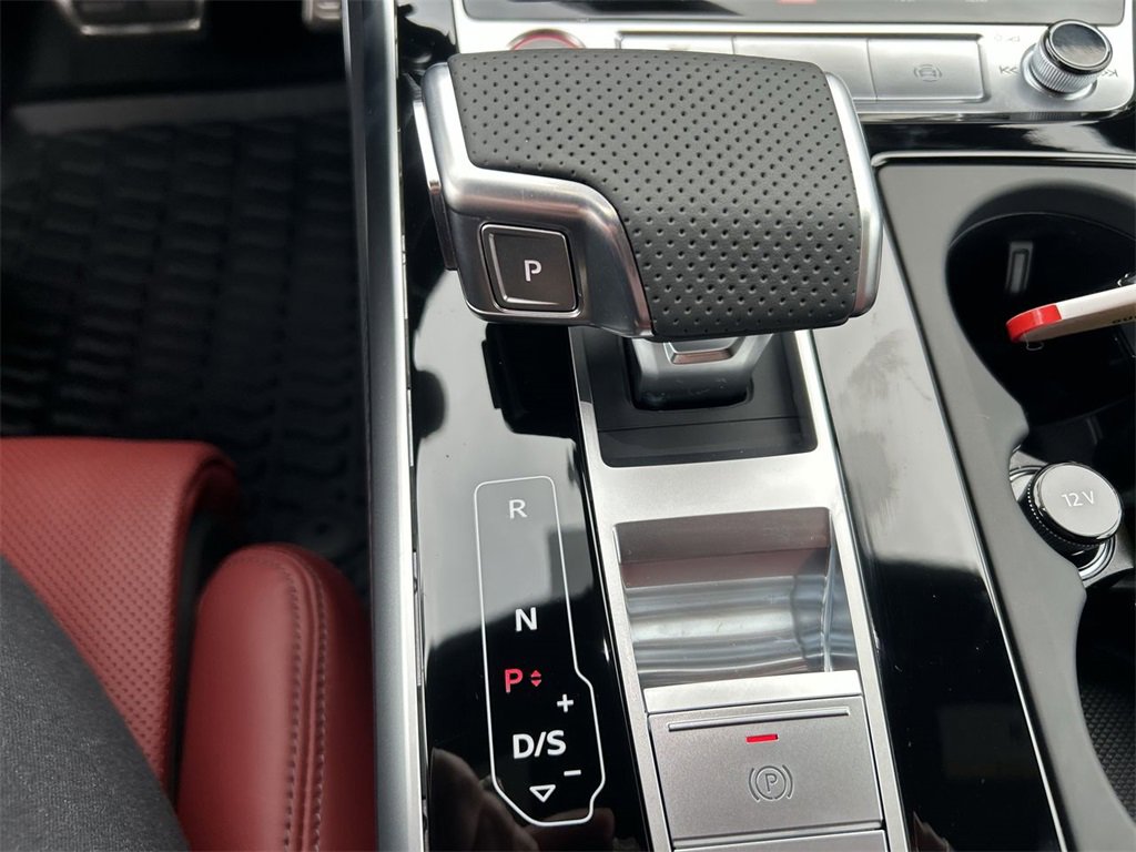 New 2026 Audi SQ8 Premium Plus image 23