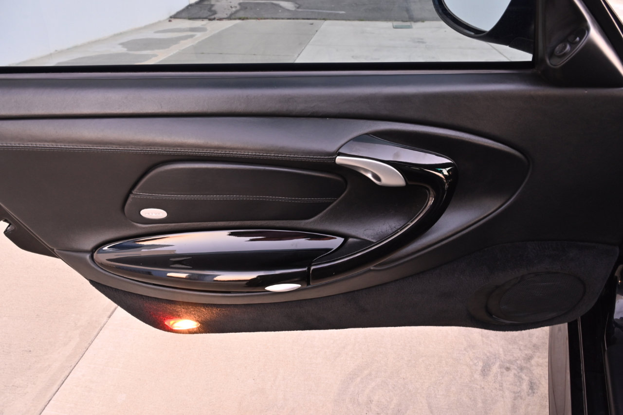 Used 2004 Porsche 911 Carrera 4S image 46