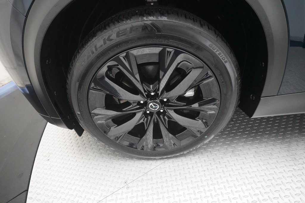 Certified 2025 MAZDA CX-90 Plug-In Hybrid w/Premium Sport image 28