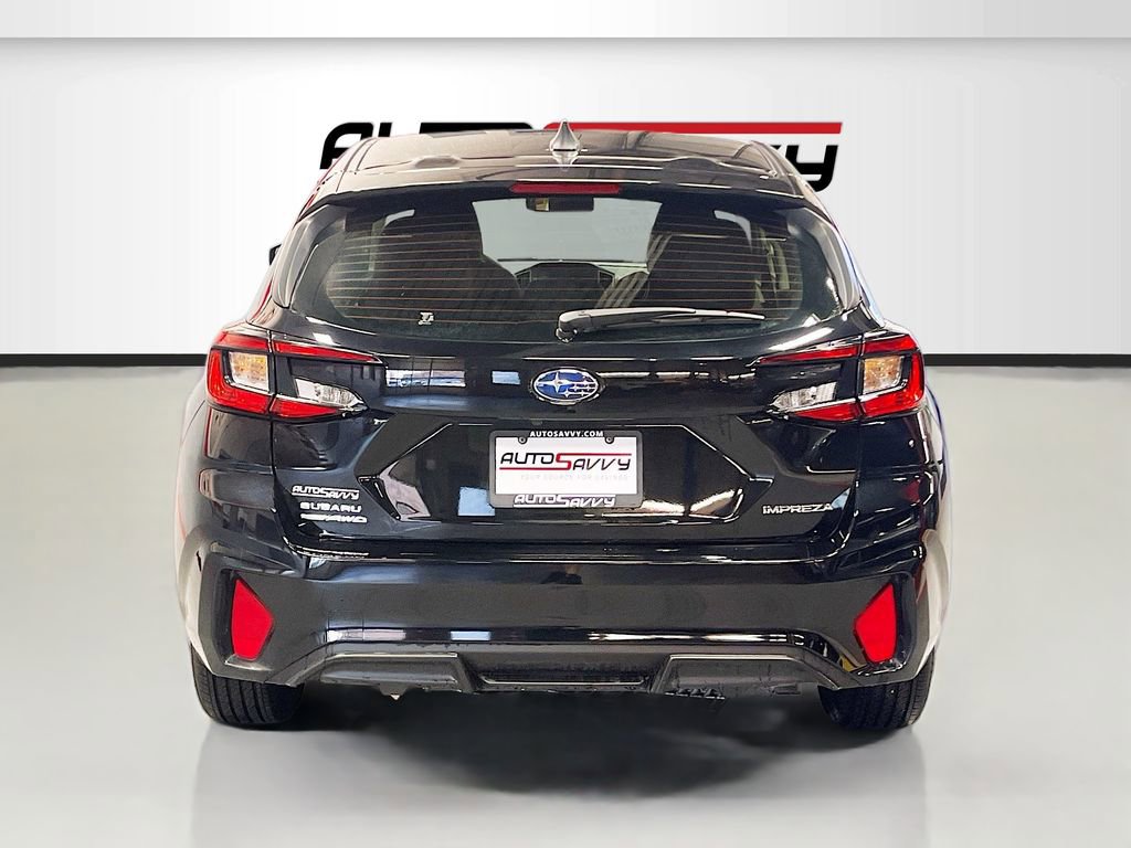 Used 2025 Subaru Impreza 2.0i image 6
