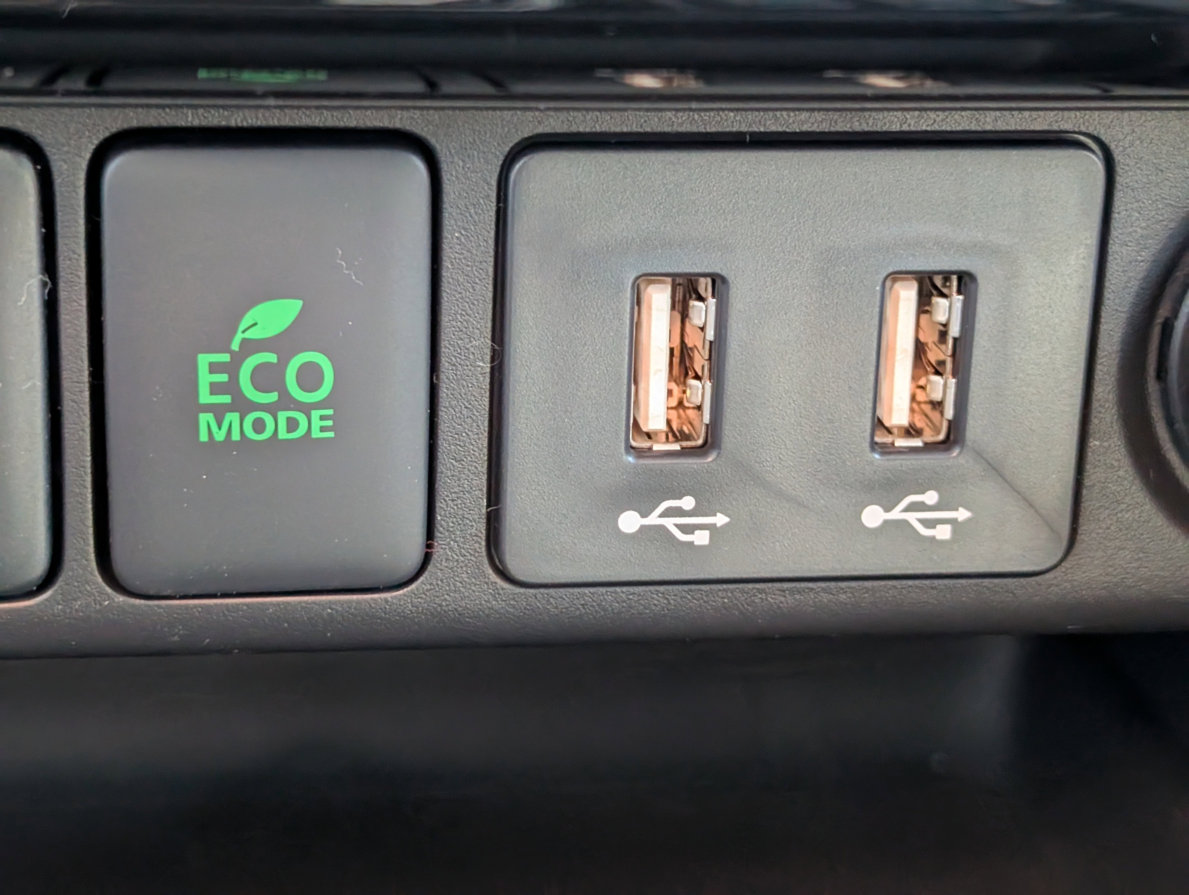 New 2026 Mitsubishi Eclipse Cross SE image 23