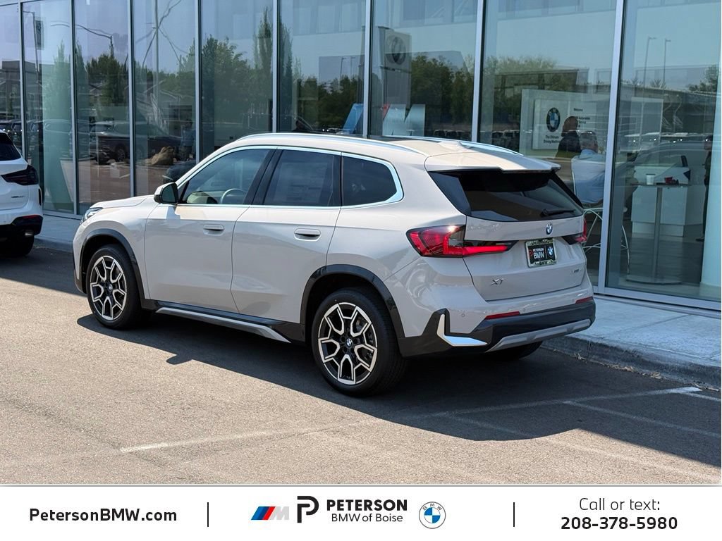 New 2026 BMW X1 xDrive28i w/ Technology Package AWD/4WD image 3