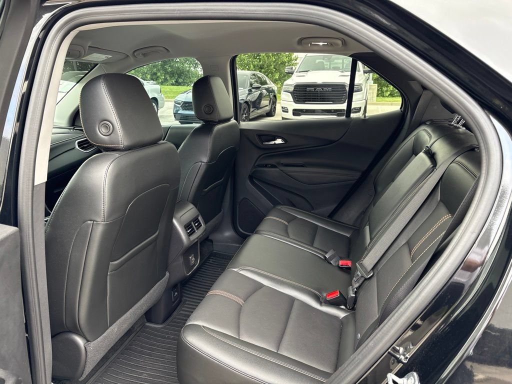 Used 2024 Chevrolet Equinox Premier FWD image 9