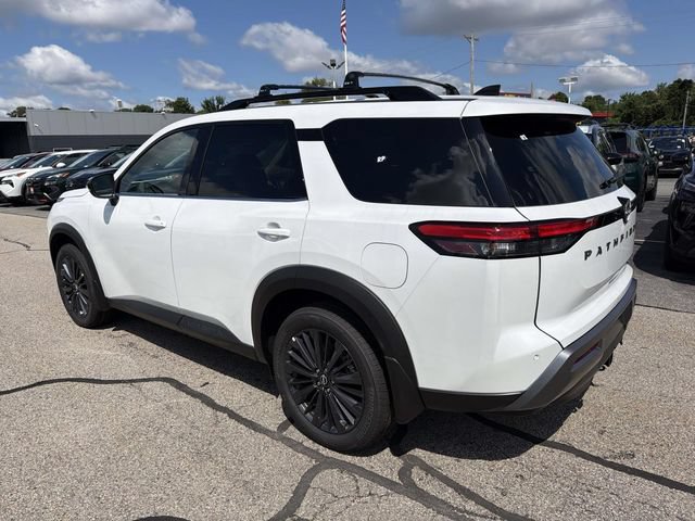 New 2026 Nissan Pathfinder SL w/ SL Premium Package (P04) AWD/4WD image 2
