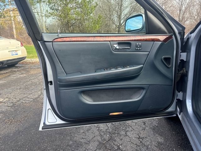 Used 2006 Cadillac DTS w/ Sun And Sound Package image 12