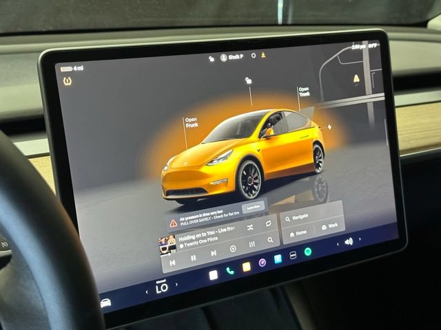 Used 2022 Tesla Model Y Performance AWD/4WD image 24