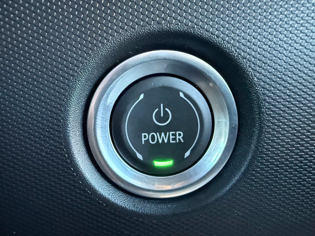 Used 2025 Chevrolet Brightdrop 400 w/ Battery Pack, Max Range AWD/4WD image 17
